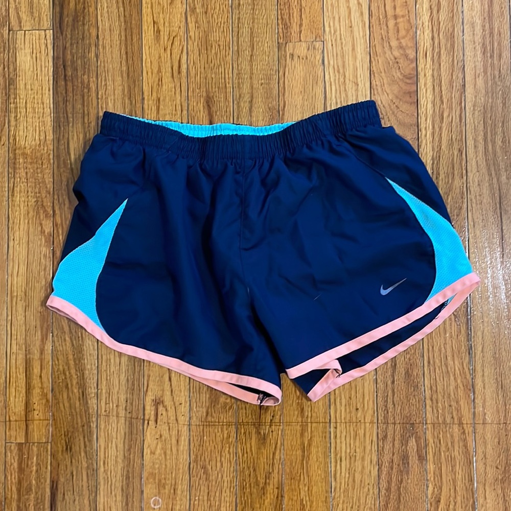 Nike Athletic shorts size S